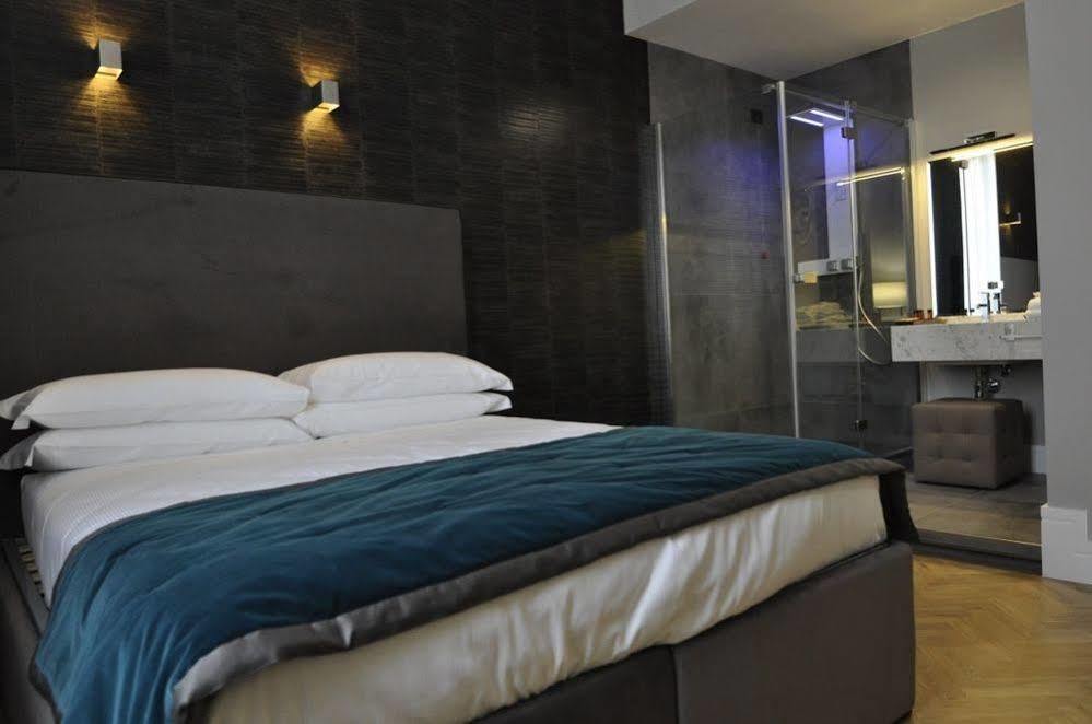 Place 24 Suites & Wellness روما المظهر الخارجي الصورة