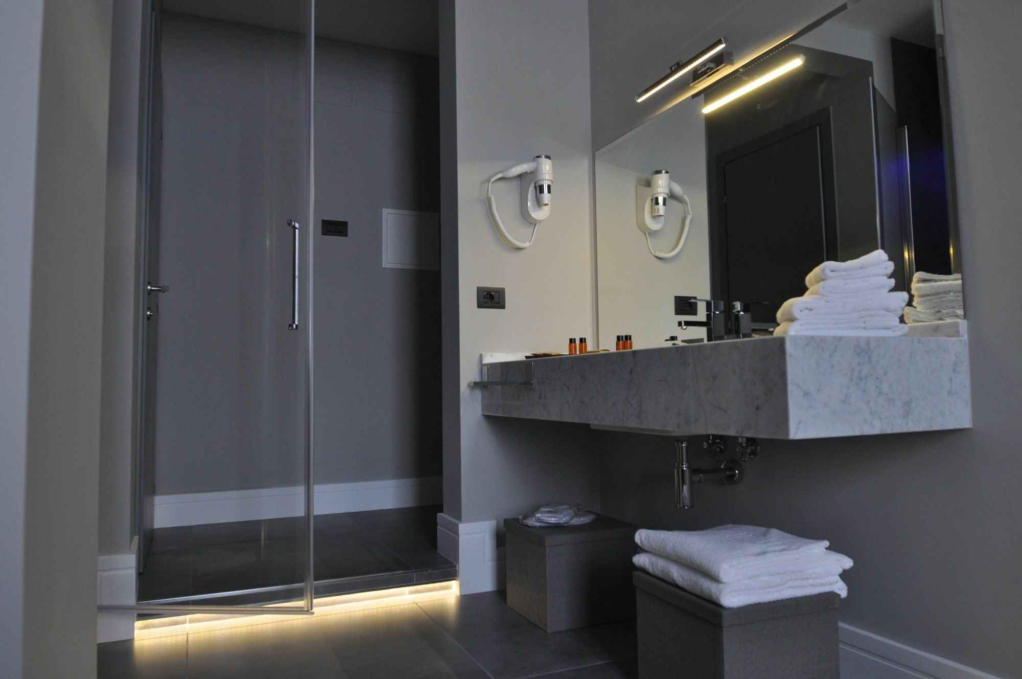 Place 24 Suites & Wellness روما المظهر الخارجي الصورة