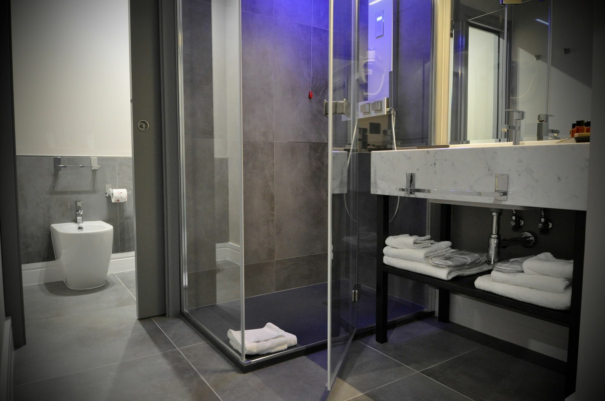 Place 24 Suites & Wellness روما المظهر الخارجي الصورة